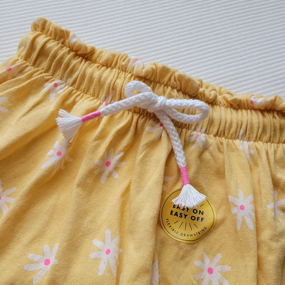 Cat & Jack Skort Yellow Daisy